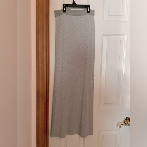 H & M Basic gray maxi skirt, size XS - Picture 5 of 5